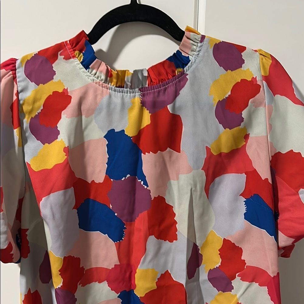 Colorful Abstract Pattern top - Picture 2 of 4